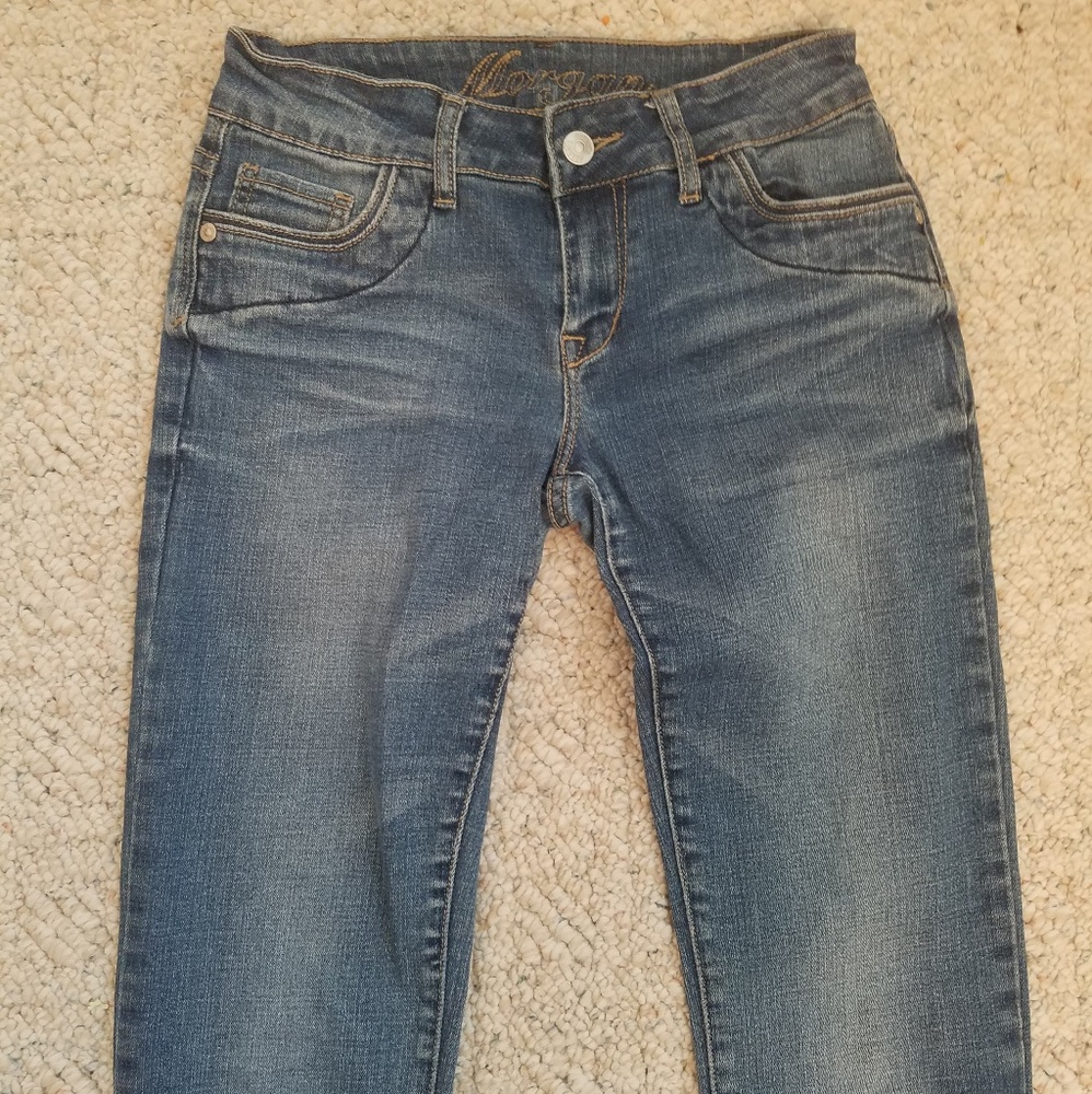 Delia's Morgan Straight-Leg Jeans